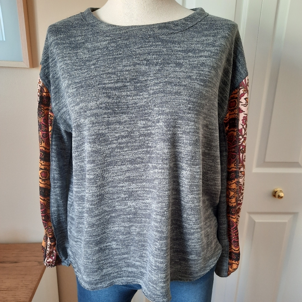 Pullover casual sweater